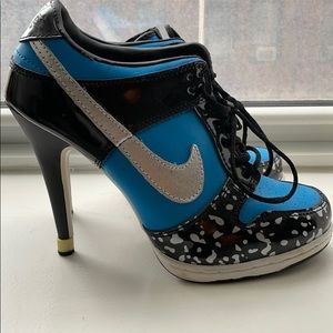 Nike Dunk SB Sneaker Heels